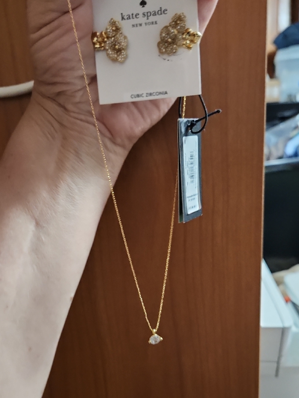 NWT kate spade Gold Crystal Pendant Necklace with Matching Gold Flower Studs
